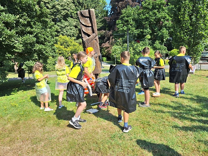 LETOŠNJI POLETNI TABOR JE BIL V ZNAMENJU USTVARJANJA, ŠPORTA IN DRUŽENJA Z IGRALCEM GORAZDOM ŽILAVCEM